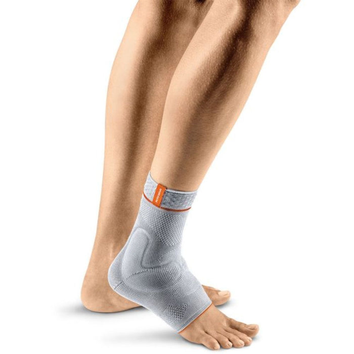 MALLEO-HIT Sprunggelenkbandage Gr. 4 hautfarben, 1 pc Bandage